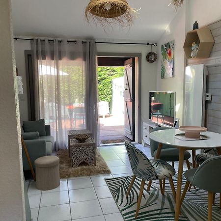 Jolie Maison Au Golf Lacanau Bagian luar foto